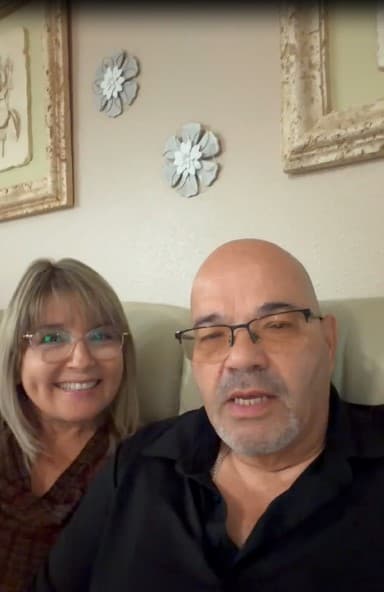 Gustavo & Magda - CEO